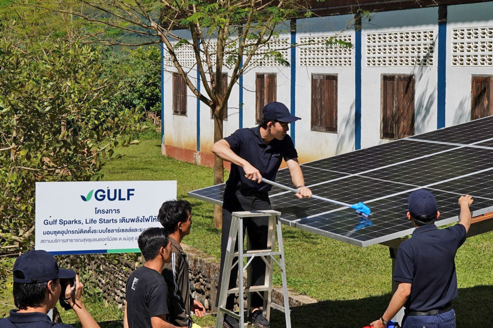 GULF Partners with AIS for Solar Panels Installations and Signal Towers