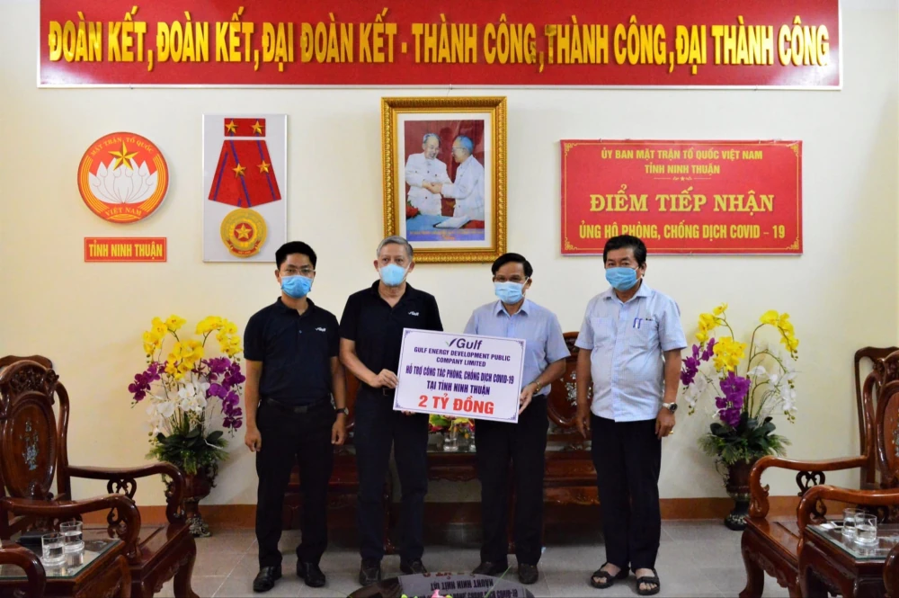 GULF Provides 2bn VND to Ninh Thuan Province for Fight Against COVID-19